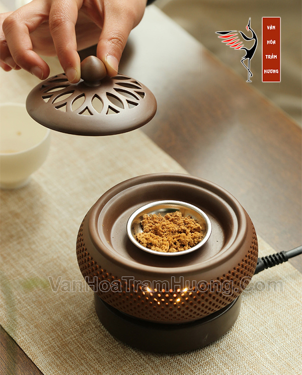 Lư xông trầm bằng điện có đèn