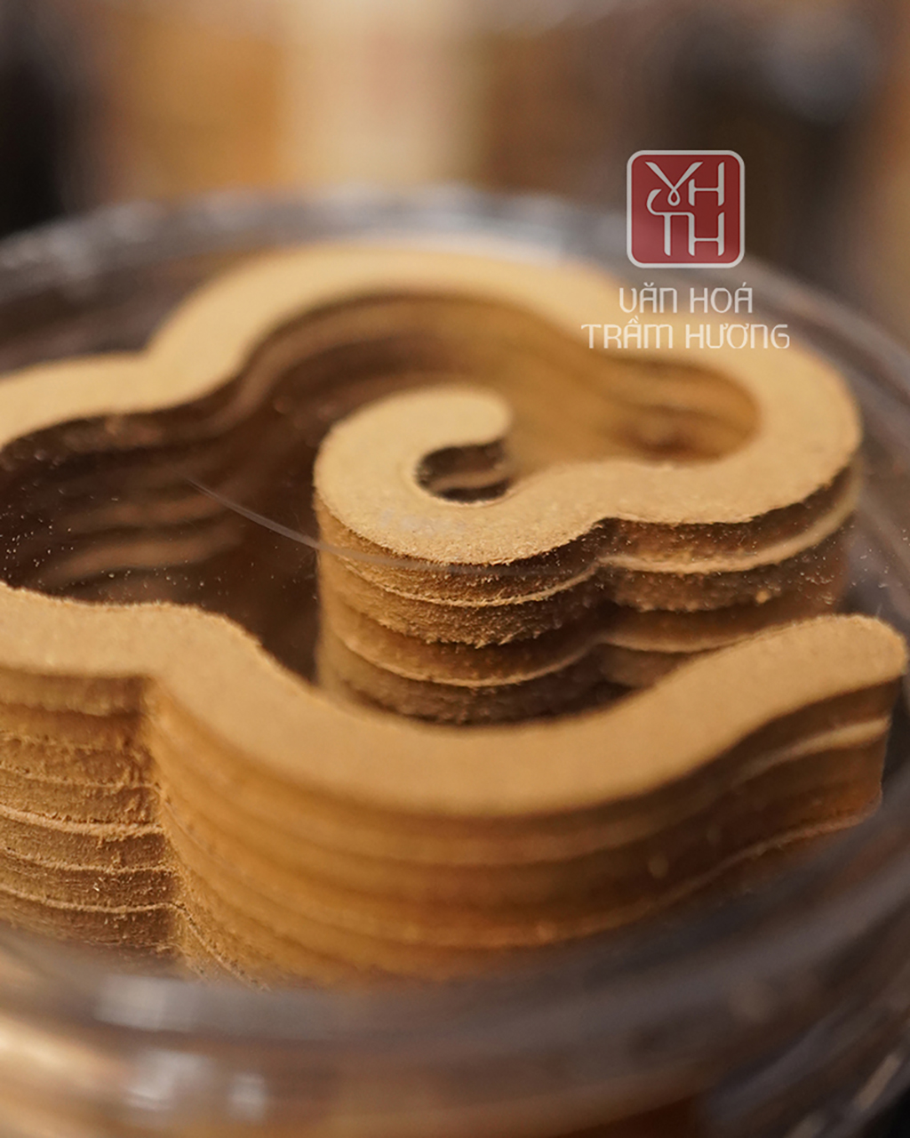 Điểm đặc biệt của nhang vân mây so với nhang trầm thông thường Điểm đặc biệt của nhang vân mây so với nhang trầm thông thường