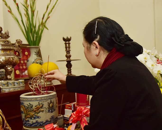 Những lưu ý quan trọng khi thắp hương